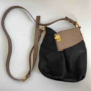 IEOLUS Expandable Bucket Crossbody Bag